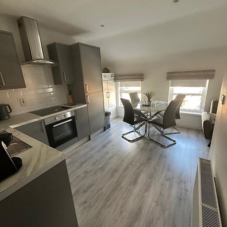 Westland Suites - Stylish, Modern, Elegant, Central Apartments A Лондондерри Экстерьер фото