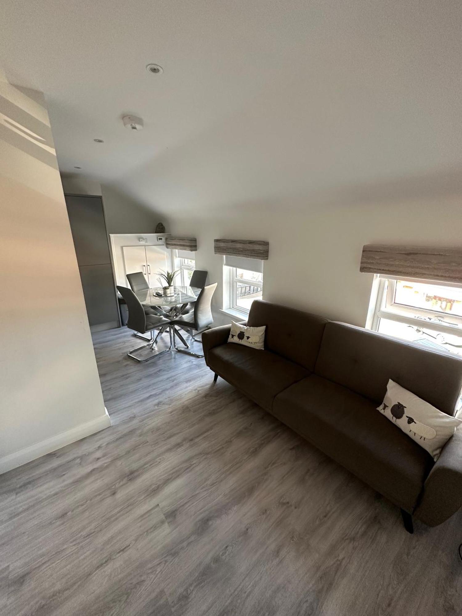 Westland Suites - Stylish, Modern, Elegant, Central Apartments A Лондондерри Экстерьер фото