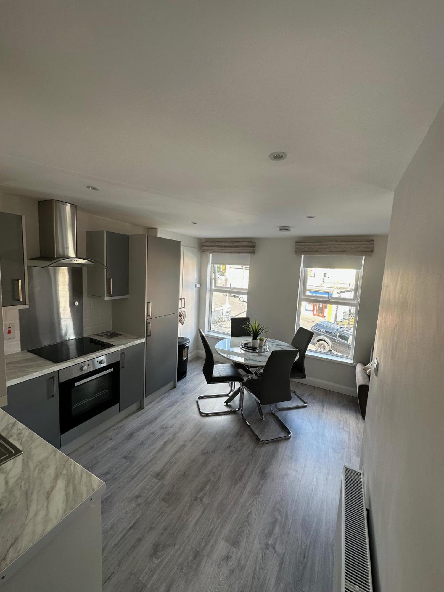 Westland Suites - Stylish, Modern, Elegant, Central Apartments A Лондондерри Экстерьер фото
